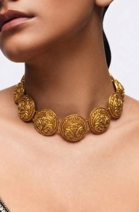 925 hallmarked sterling silver choker with gold-plated finish