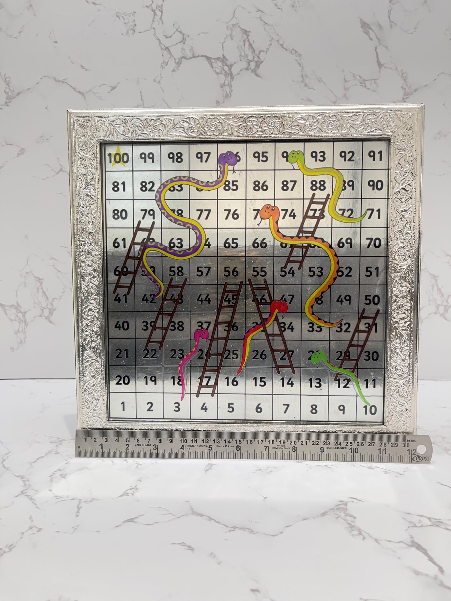 SNAKE AND LADDER GAME BOARD