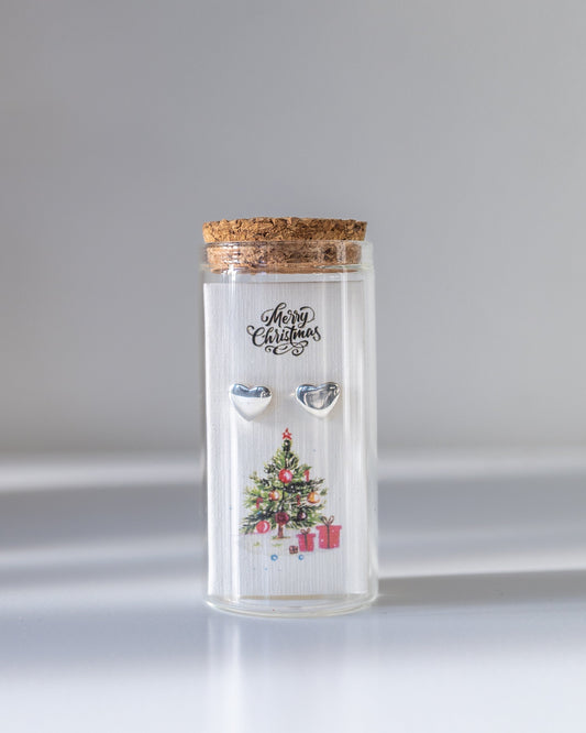 CHRISTMAS HEART STUDS