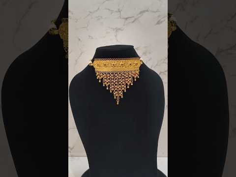 GOLD CHOKER NECKLACE
