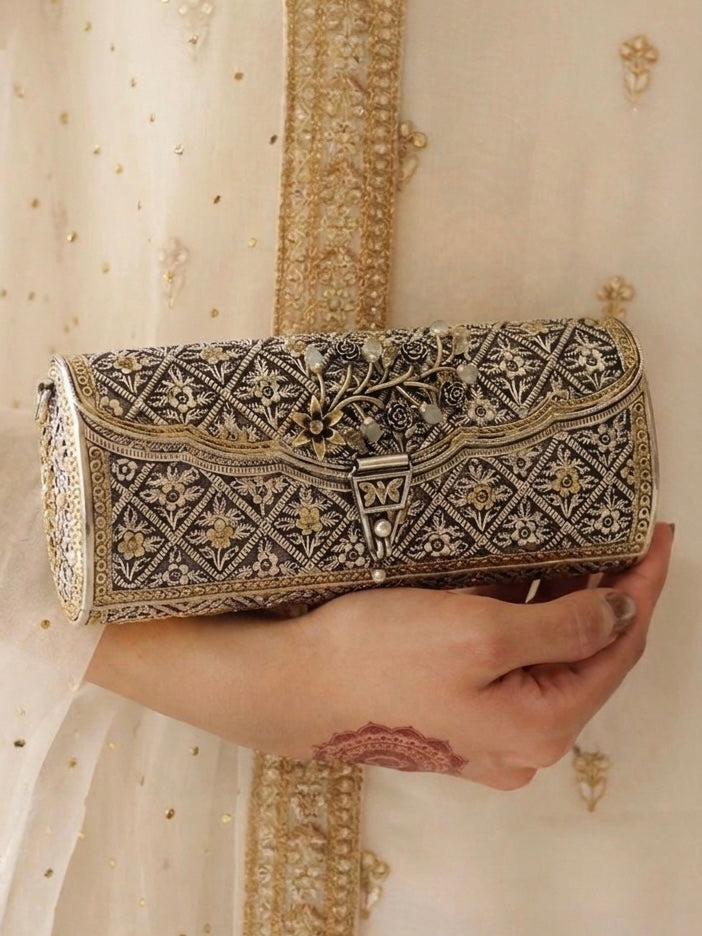 FLORAL PURSE