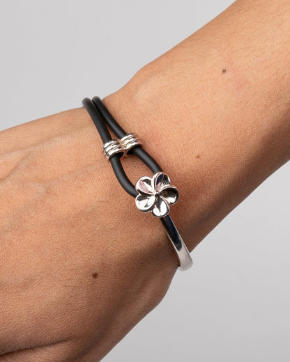 FLOWER RUBBER BRACELET