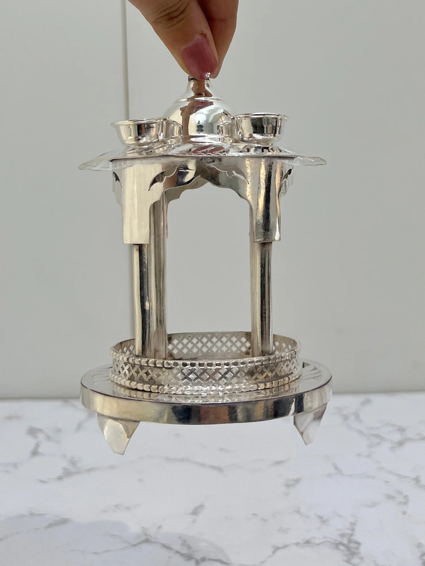TEMPLE DIYA
