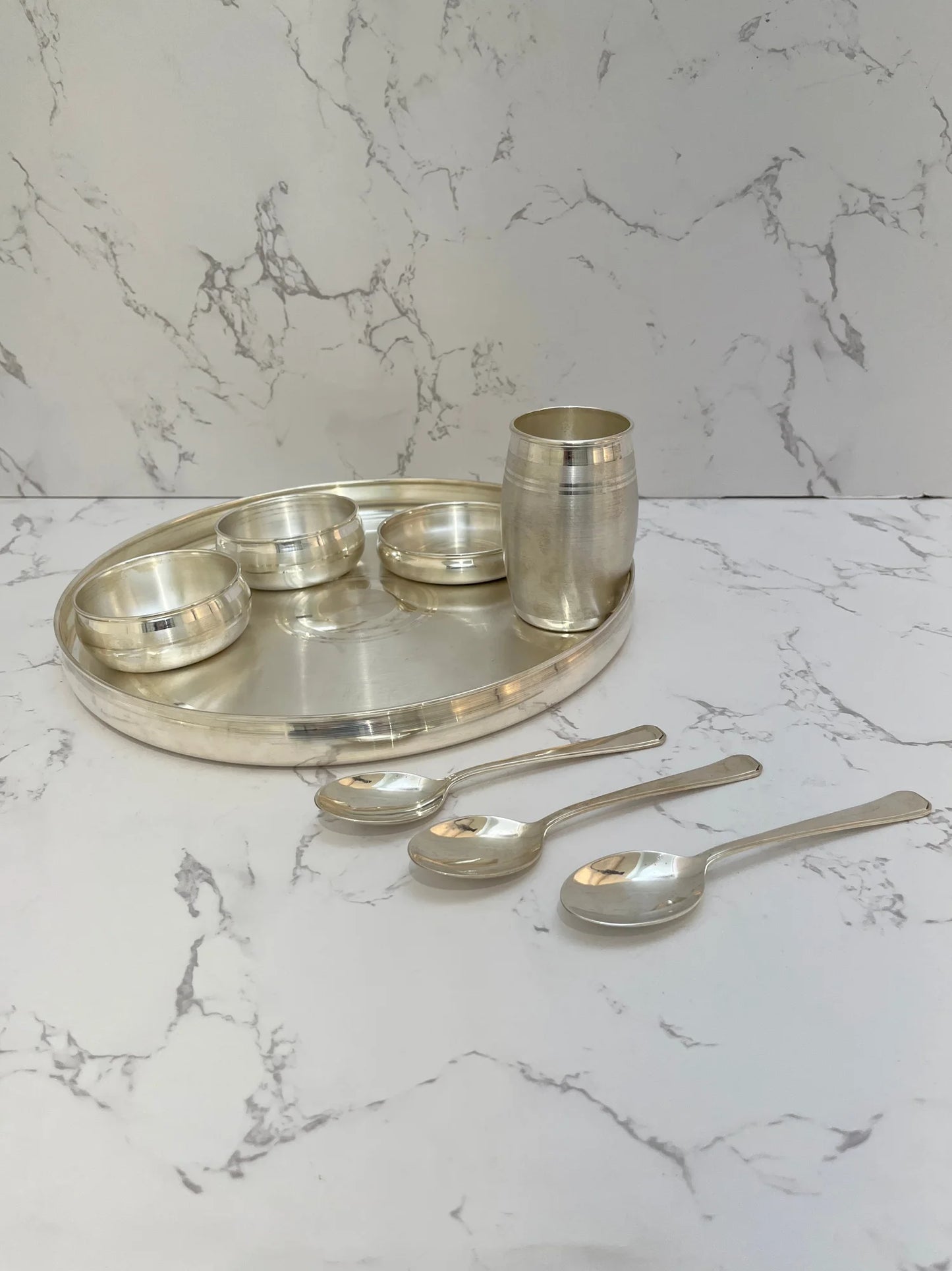 DINNER SET
