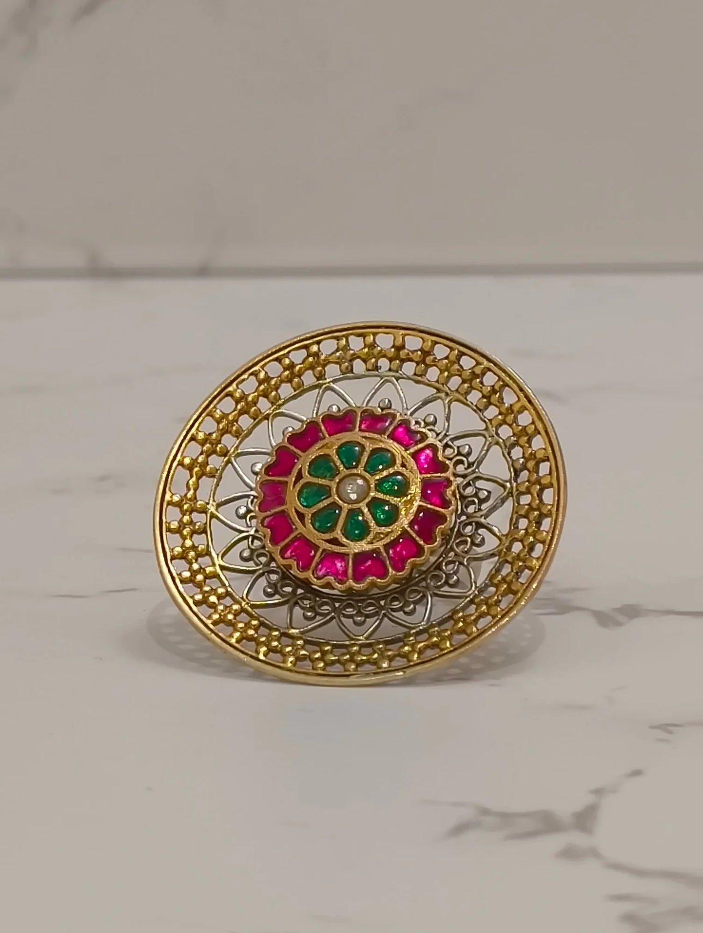ROUND BRIDAL RING