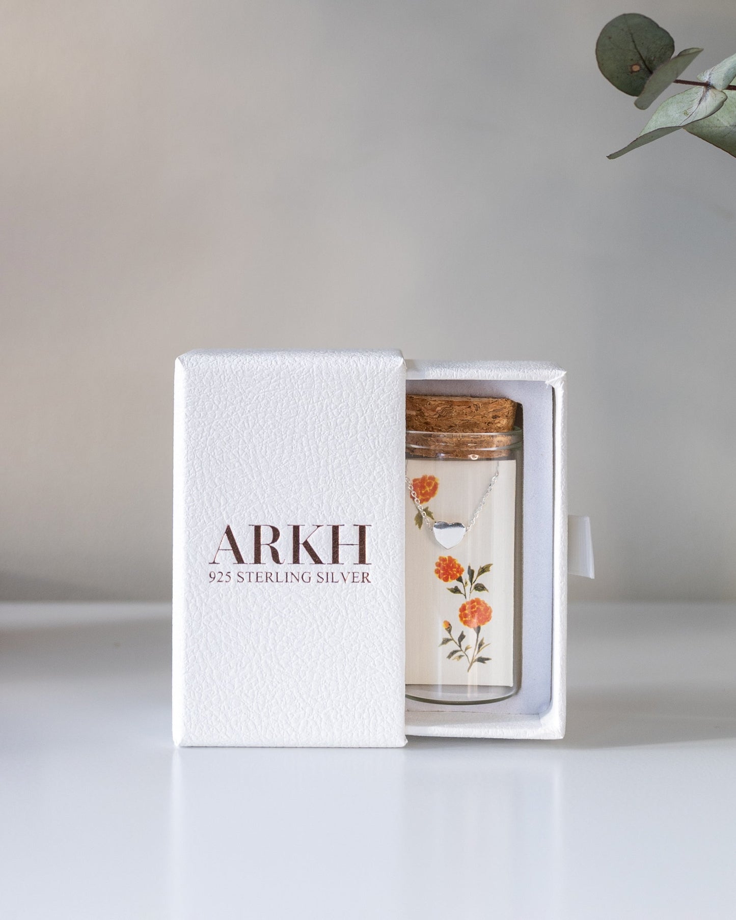 FESTIVE HEART NECKLACE