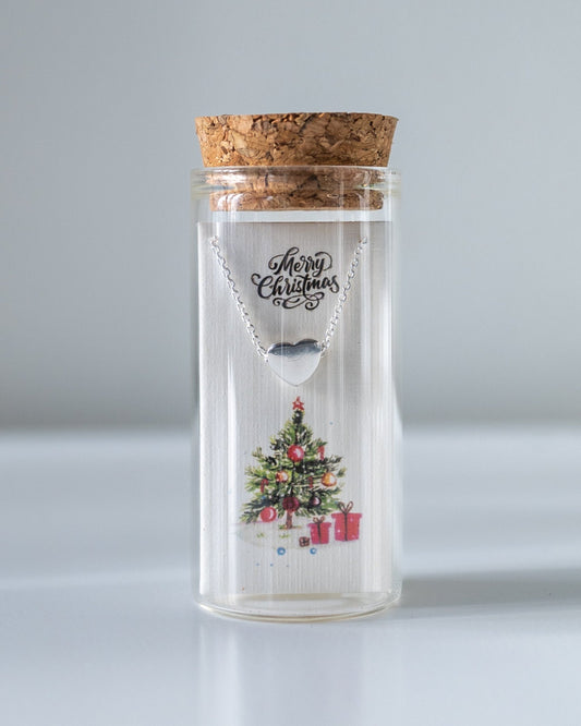CHRISTMAS HEART NECKLACE