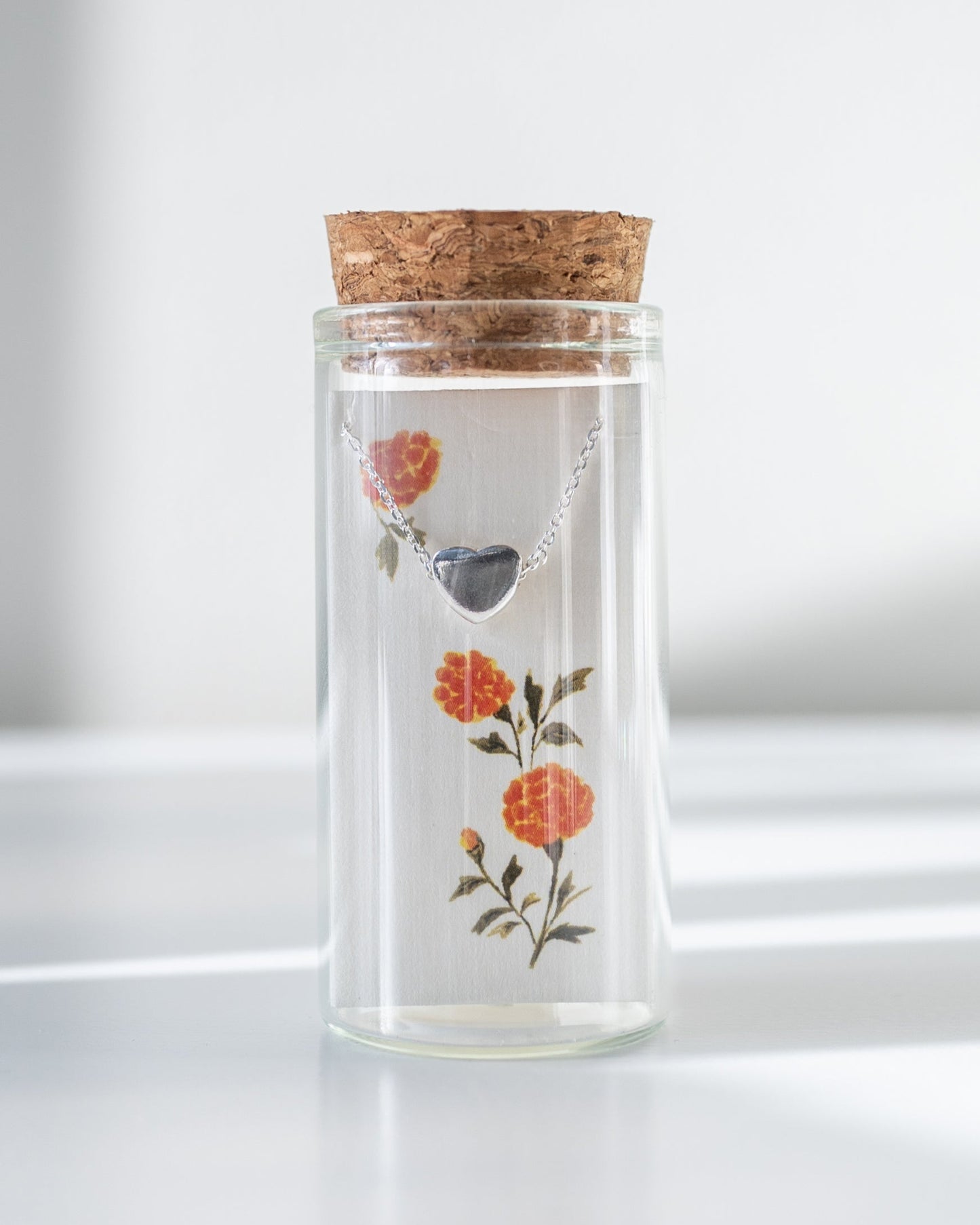 FESTIVE HEART NECKLACE