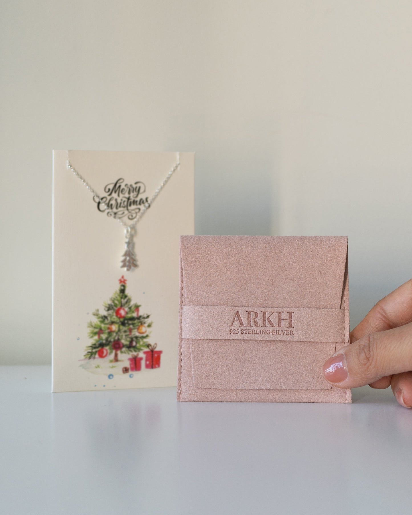 CHRISTMAS PEARL NECKLACE SET