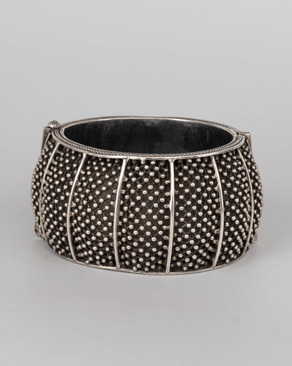 SILVER GARNET BANGLE