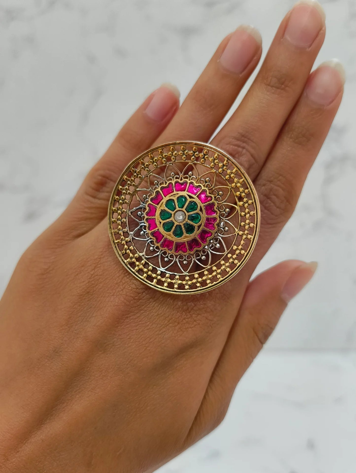 ROUND BRIDAL RING