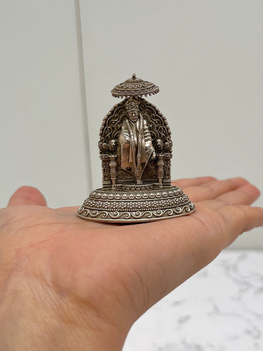 925 sterling silver Sai Baba idol hand-held – Shirdi Sai murti with ornate canopy