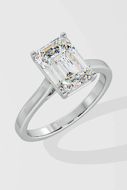 EMERALD SOLITAIRE RING