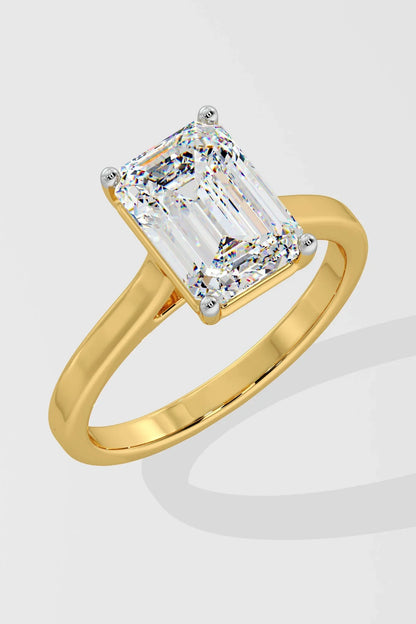 EMERALD SOLITAIRE RING