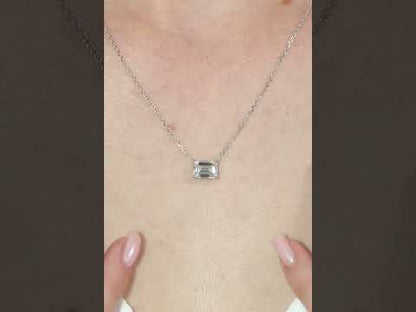 EMERALD SOLITAIRE NECKLACE