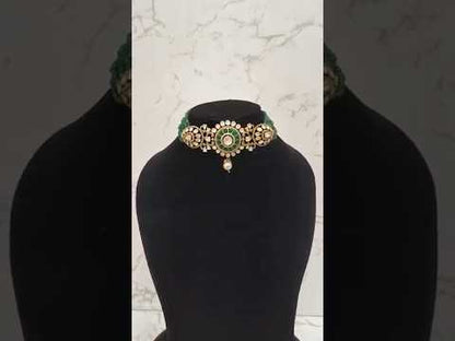 GREEN MOISSANITE CHOKER NECKLACE