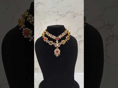 GOLD TONE BRIDAL NECKLACE